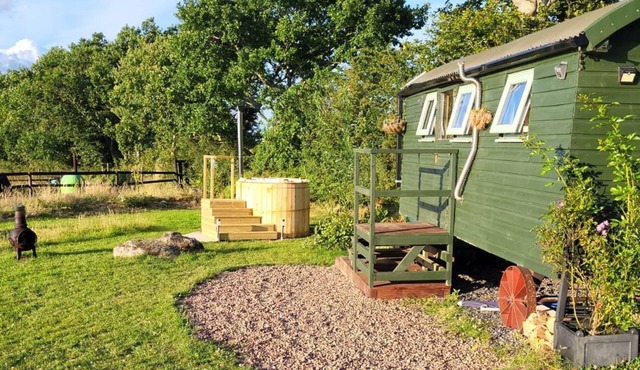 Delightful Shepherds Hut