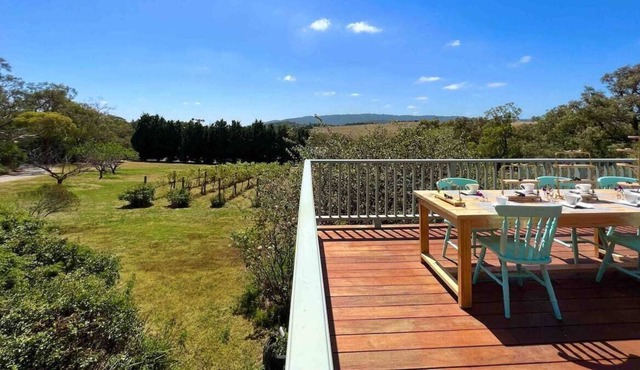 Delightful stays in hobby farm with mountain view