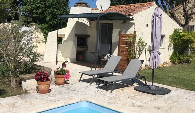 Delightful Studio With Pool