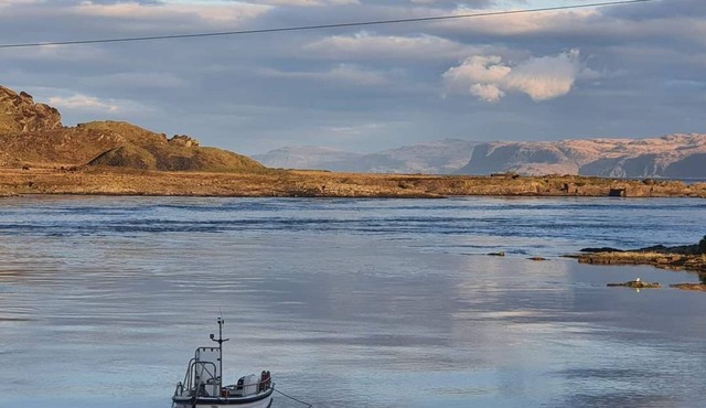 Delightful Waterside Home