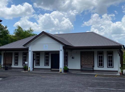 Delima Guesthouse 3 bedroom,2 toilet