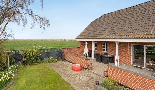 "Delina" - 200m from the sea by Interhome