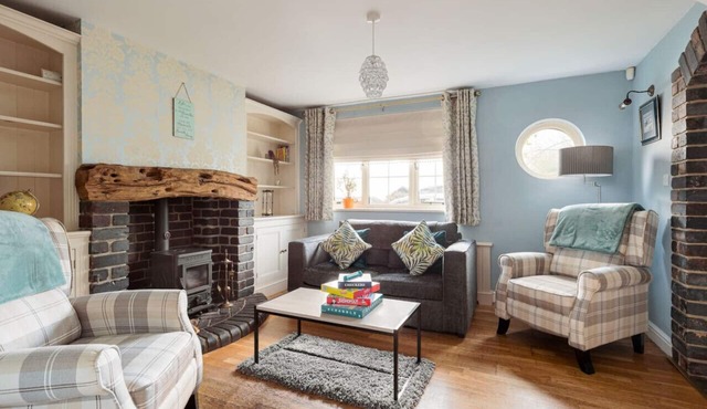 Dell View, charming country cottage for 4 in Derbyshire Dales- Close to Alton Towers