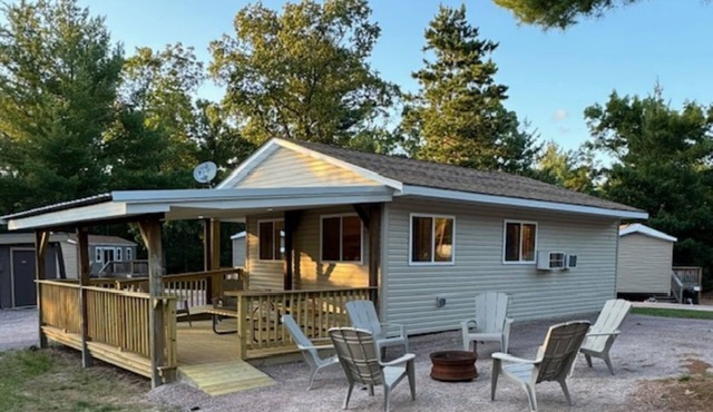 Dells Camping Resort Lodge 1