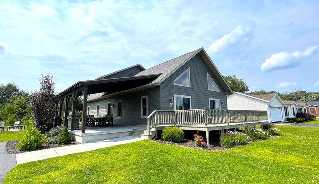 Dells Reunion Lodge @ Spring Brook Resort