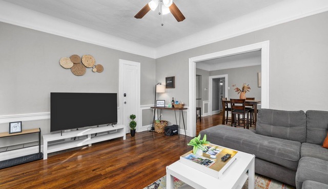 Delmar Dreams: Boutique Stay by Forest Park!