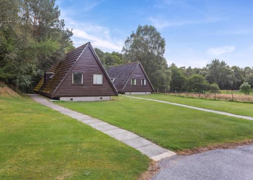 Delny Highland Lodges