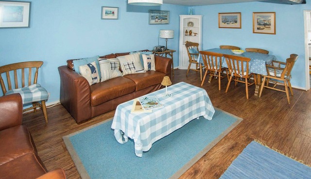 Delphinium Cottage - UKC2843