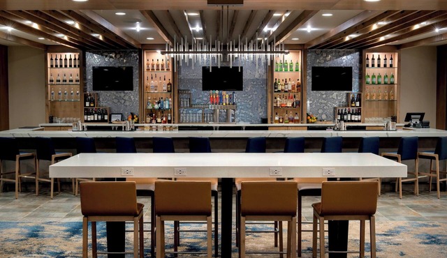 Delta Hotels by Marriott Utica