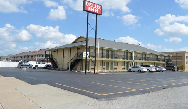 Delux Inn Tulsa