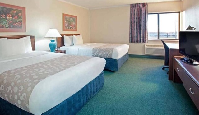 Deluxe 2 Queen Bed Non-Smoking