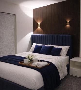 Deluxe 5 bedroom house in Harrow, Parking, 25mins to Central London