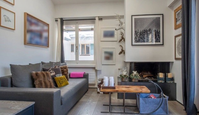 Deluxe Apartment with Mezzanine