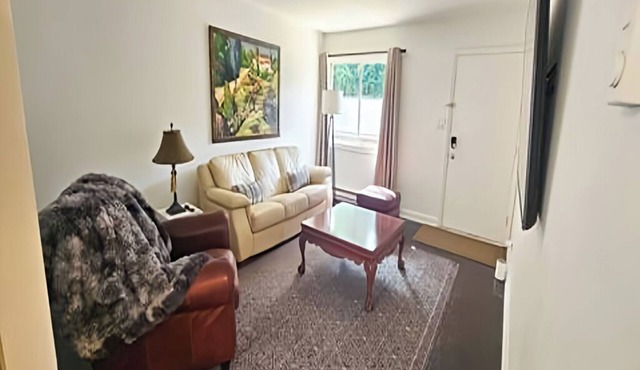 Deluxe Apartment with King Bed