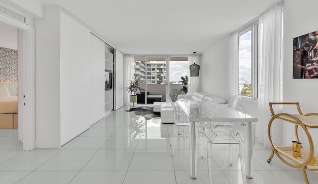 Deluxe Balcony Suite with Pool, spa, Gym
