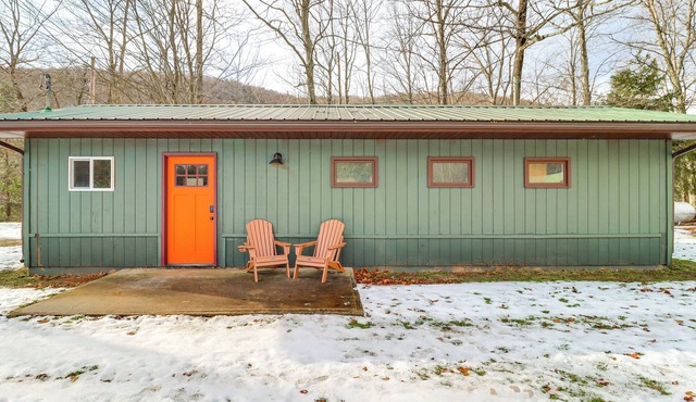 Deluxe Cabin D at Elk Creek Escape! Pets Welcome