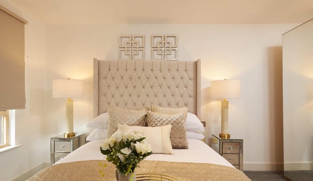 Deluxe City Centre Apt Balcony View and Free Park