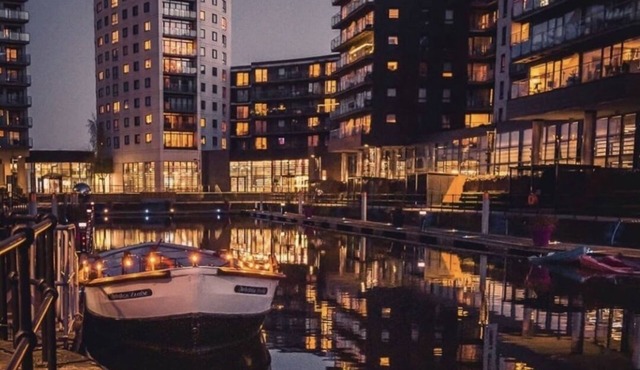 Deluxe City Centre Apt Balcony View Free Parking