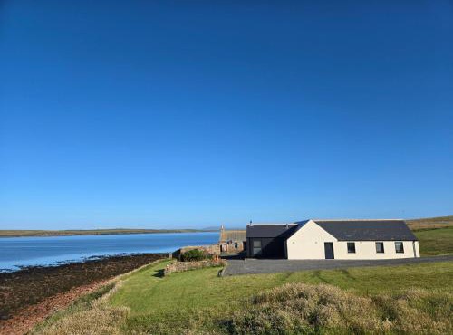 Deluxe Coastal Villa - Isle of Eday