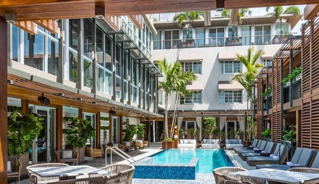 Deluxe Double Room, Lennox Miami Beach, Access to Private Beach Area