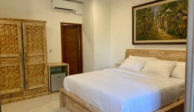 Deluxe Double Room with Balcony at Mandala Home Stay