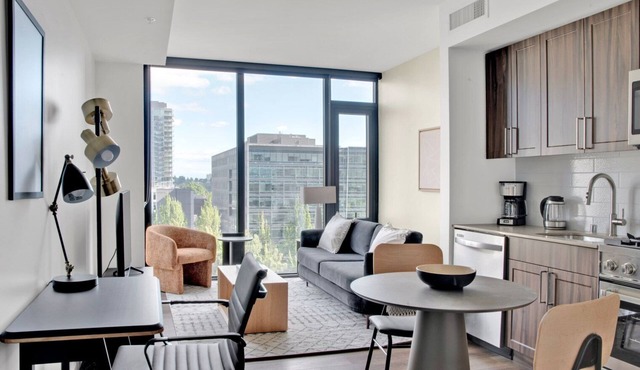 Deluxe First Hill 1BR w/Gym & Coworking, by Blueground