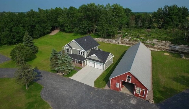 Deluxe House - 5 bedroom/5 bath