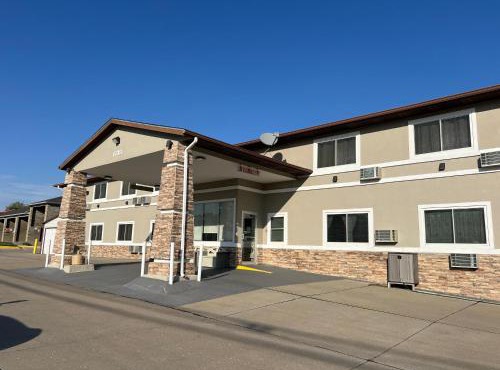 Deluxe Inn Capital O Nebraska City I 29