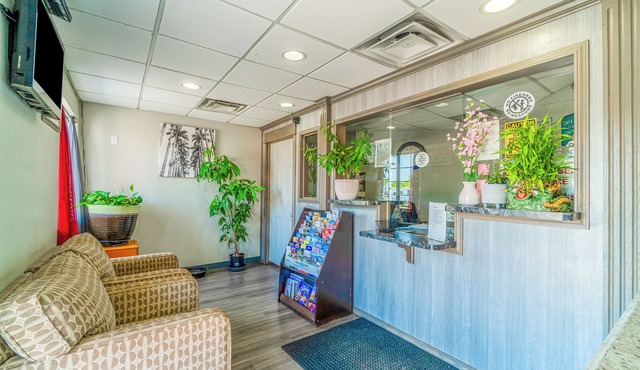 Deluxe Inn Miami, OK