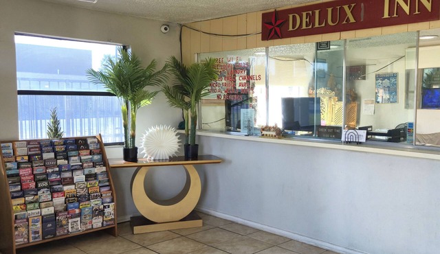 Deluxe Inn Motel By Oyo Grand Prairie Interstate 30