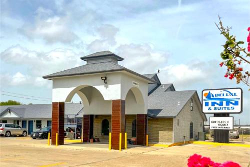 Deluxe Inn & Suites Corpus Christi I 37