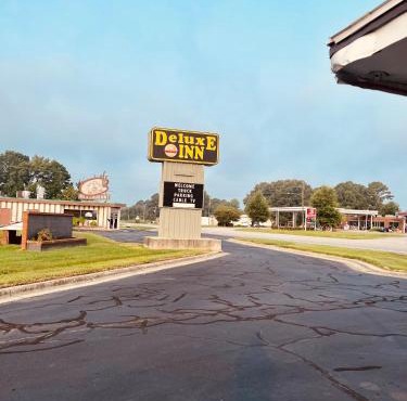 Deluxe inn