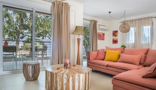 Deluxe Kefalonia Apartment | Apartment Corali | 3 Bedroom | Pool