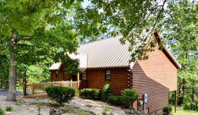 Deluxe Notch Estates Cabin, Close to SDC - 4 Bedroom Suites, 2 Living Areas, 2 Pools! | 35
