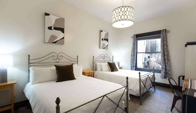 Deluxe Room at The Block