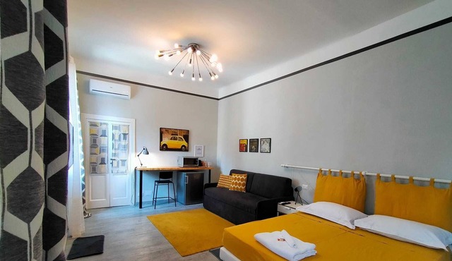 DELUXE ROOM BETWEEN MILANO AND COMO LAKE