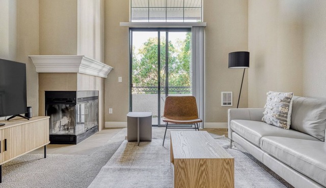 Deluxe San Mateo 1BR w/ Pool, Gym & W/D, near Target, by Blueground