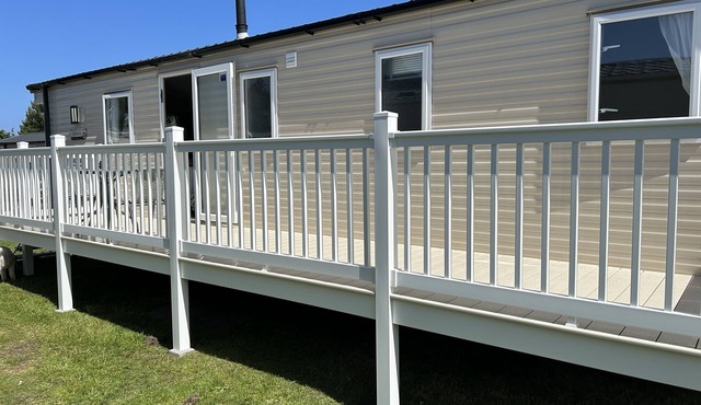 Deluxe, Spacious, Modern 3 Bedroom Holiday Home