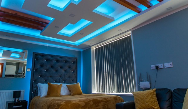 Deluxe Studio Apartment