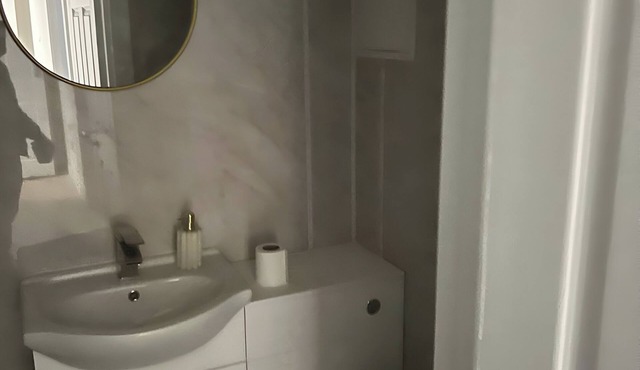 Deluxe Stylish Cantebury Home