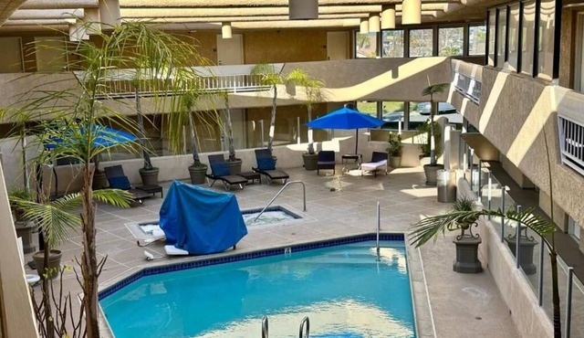 Deluxe Two Queen - The Pacific Inn