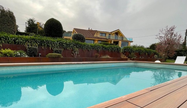 Deluxe Villa, Finca Stylish Host Cantabria