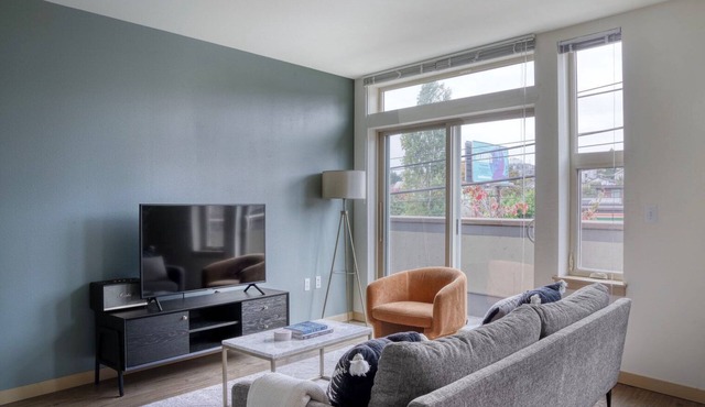 Deluxe Wallingford Jr 1BR w/BBQ, nr Dining & Shopping, by Blueground