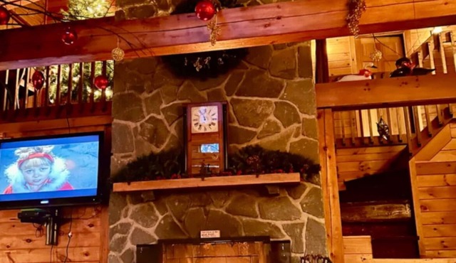 Deluxe wonderland! Half hour of 3 ski resorts