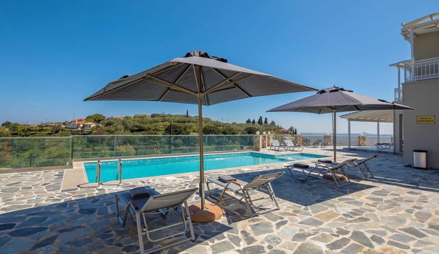 Demargia Villa B - Ground Floor Apartment suitable for 2