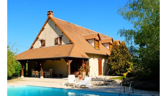 Demeure DE Charme Avec Piscine et Billard et Velos