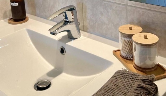 Demeure de l'Estuaire : Twin Room with Private Bathroom