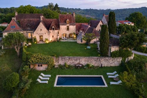 Demeure XVIIe Vue 5 châteaux Piscine au sel