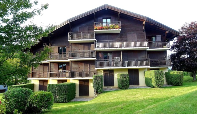 Demi-Quartier Stations of Megève - Combloux (4 people)