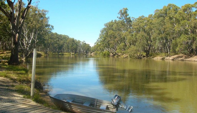Deniliquin Riverside Caravan Park